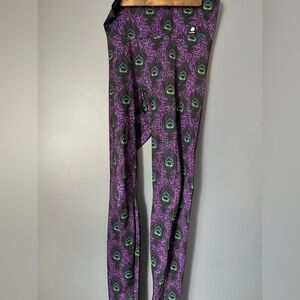Elegant Purple Peacock Pattern Leggings
